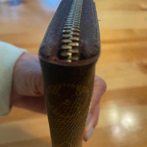 ๐บ Louis Vuitton Monogram Clemence Zippy Long Wallet Fuchsia Pink Interior - Picture 7 of 14